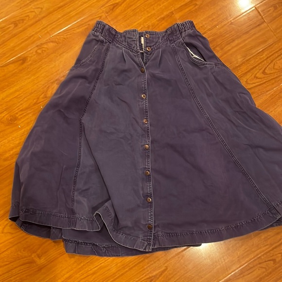 Dresses & Skirts - 💟Womens skirt 💟